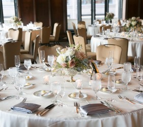 Flowers by Nancy Krause Floral Design | Photo by Belen Aquino